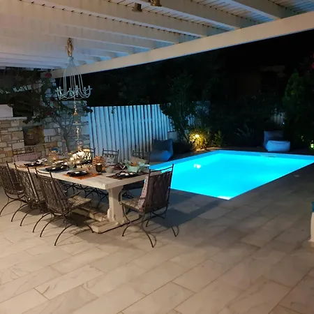Nafsika Paros Holiday home Logaras