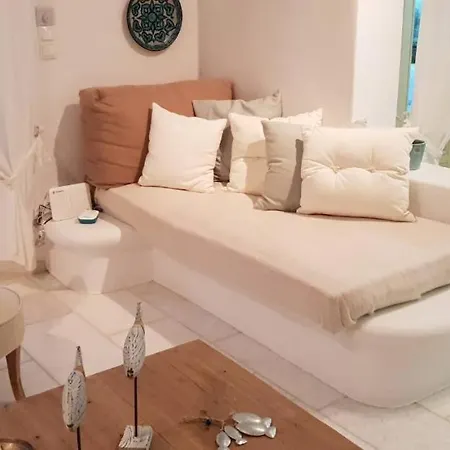 Nafsika Paros Casa de Férias Logaras